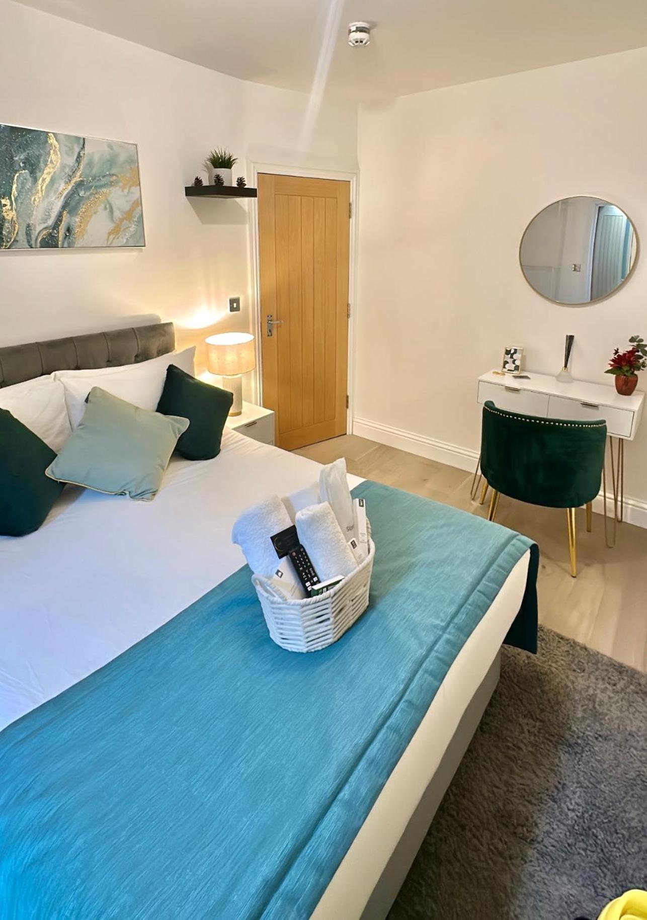 The Green Luxe En-Suite In Stratford ลอนดอน ภายนอก รูปภาพ